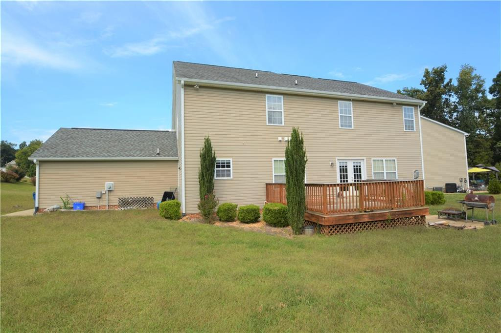 1431 Raspberry Run Graham, NC 27253 - Photo 33 of 34 Gallery Image 33