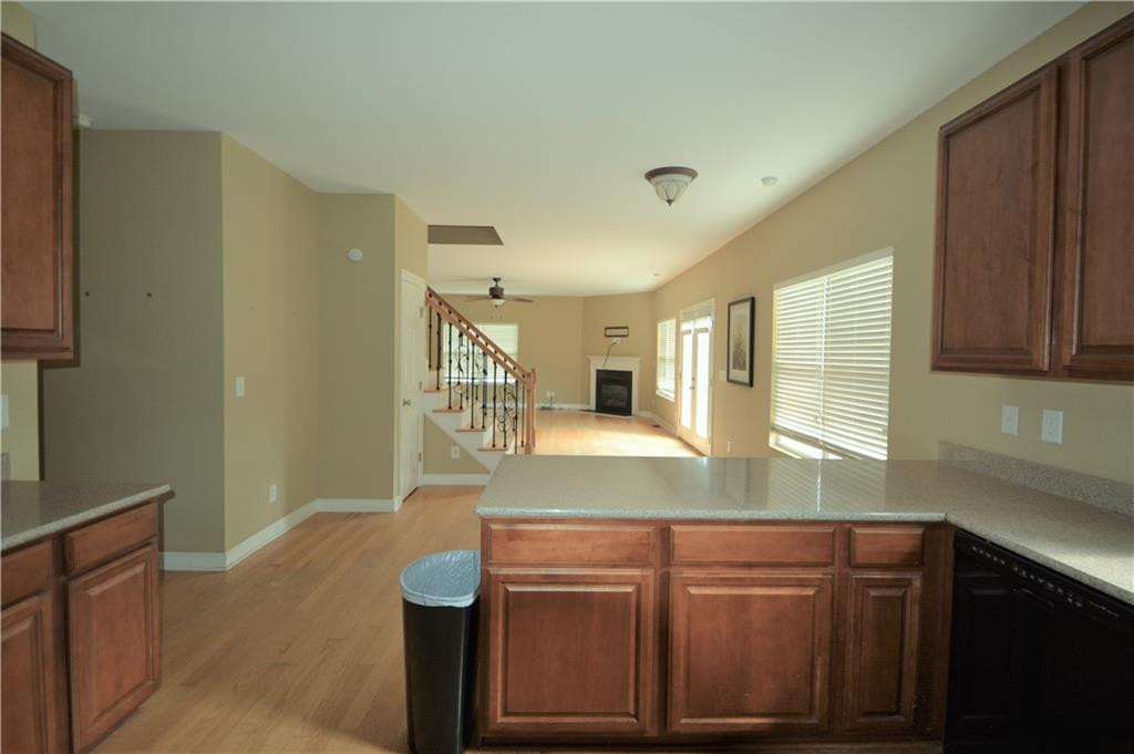 1431 Raspberry Run Graham, NC 27253 - Photo 4 of 34 Gallery Image 4