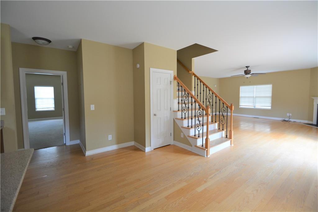 1431 Raspberry Run Graham, NC 27253 - Photo 6 of 34 Gallery Image 6