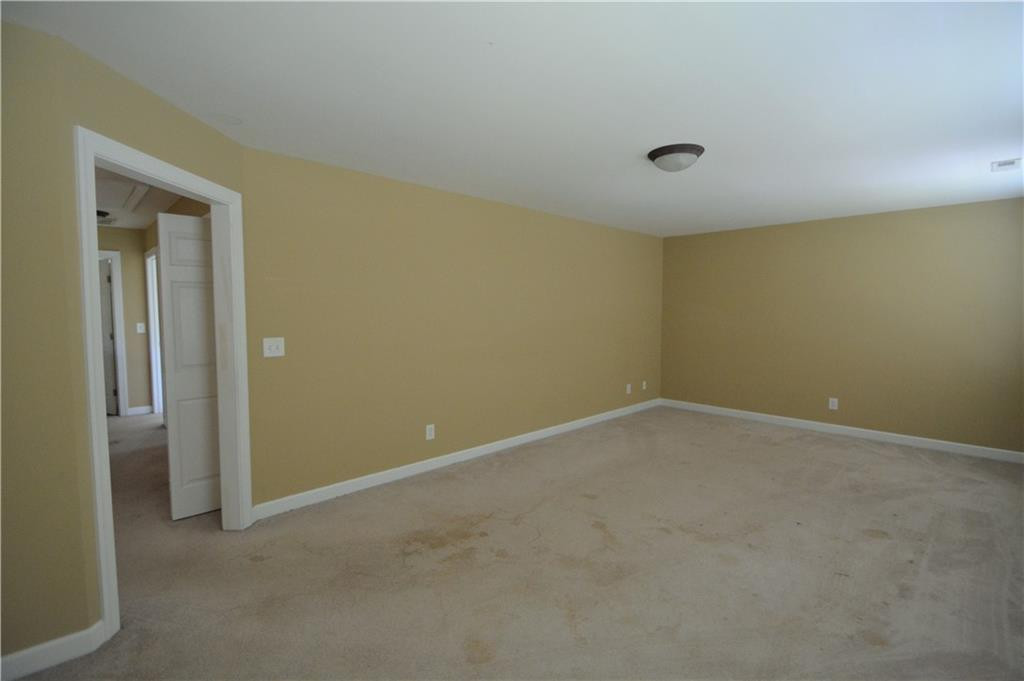 1431 Raspberry Run Graham, NC 27253 - Photo 10 of 34 Gallery Image 10