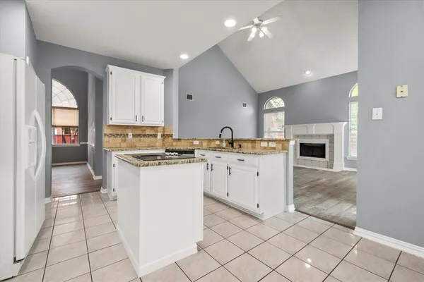 $3,195 | 301 A Andre Drive, Irving, TX 75063