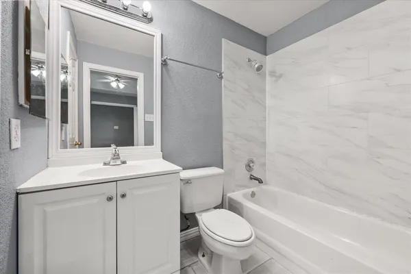 $3,195 | 301 A Andre Drive, Irving, TX 75063