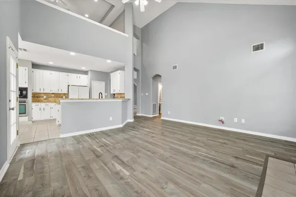 $3,195 | 301 A Andre Drive, Irving, TX 75063