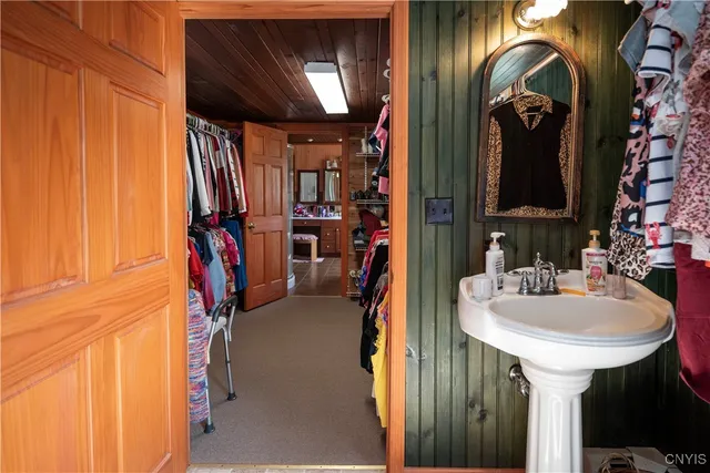 $299,000 | 7109 Walker Road, Leyden, NY 13433