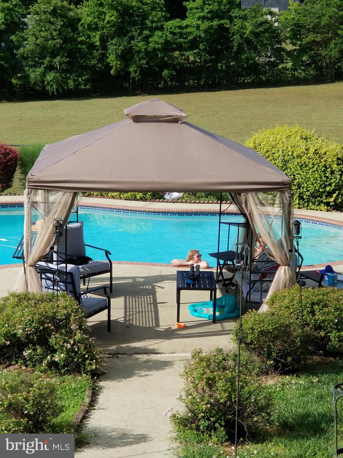 16616 River Airport Road Brandywine, MD 20613 - Photo 5 of 6 There is a pasture behind the pool