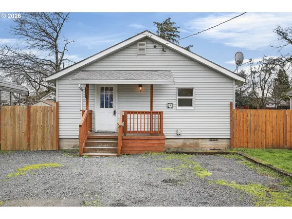 $310,000 | 821 Deer Island Road, St. Helens, OR 97051