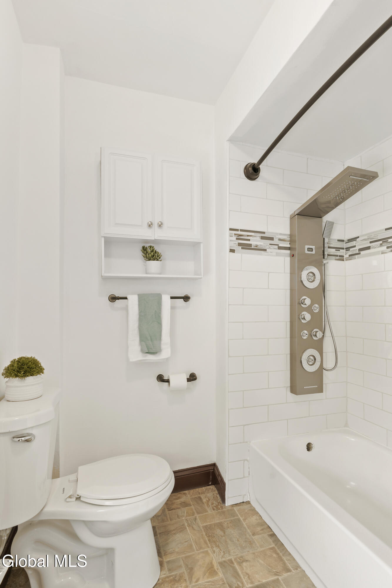 1064 Hegeman Street Schenectady, NY 12306 - Photo 20 of 21 DSC03835