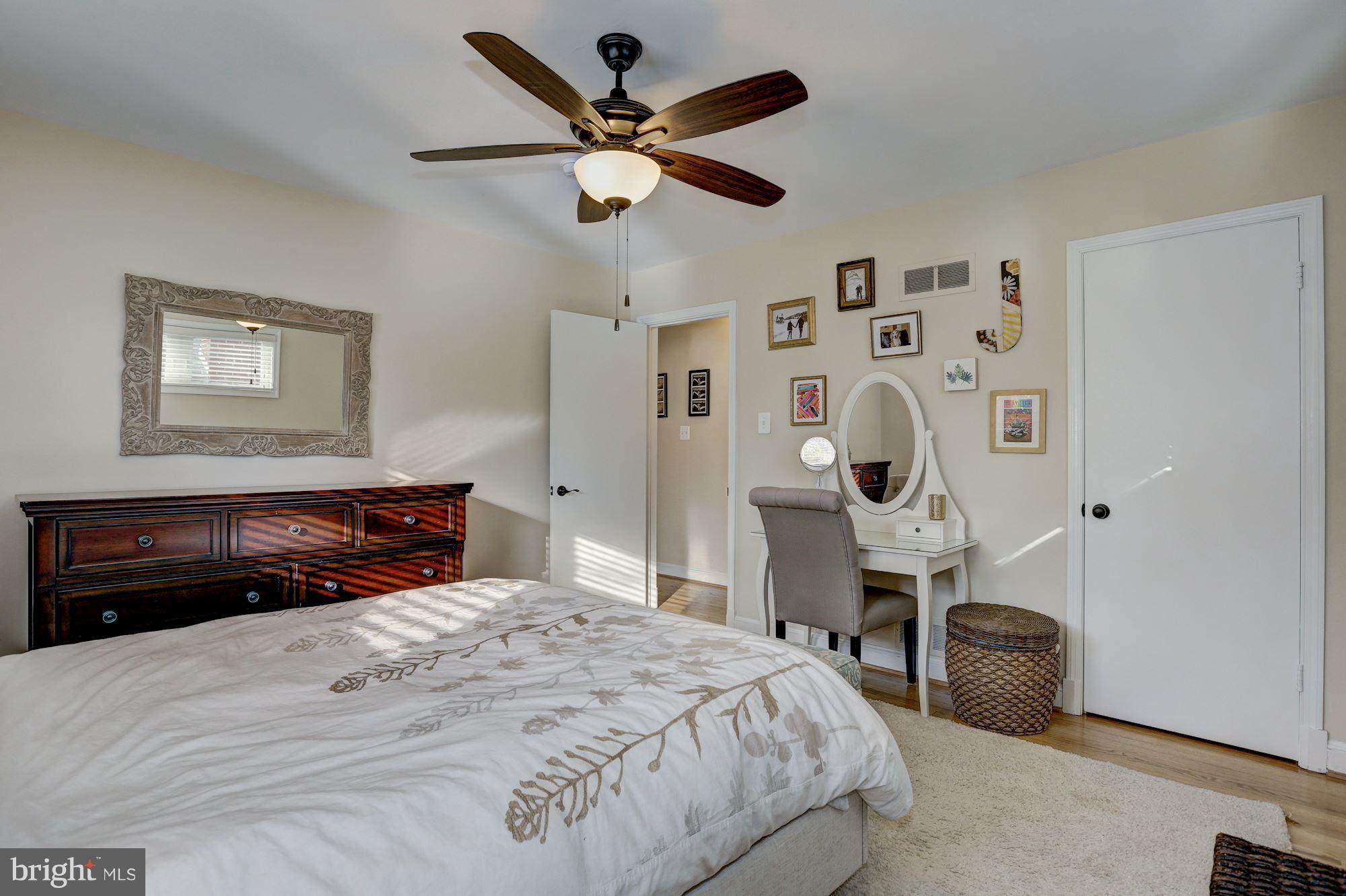 2607 Loma Street Silver Spring, MD 20902 - Photo 14 of 29 Bedroom (Master)