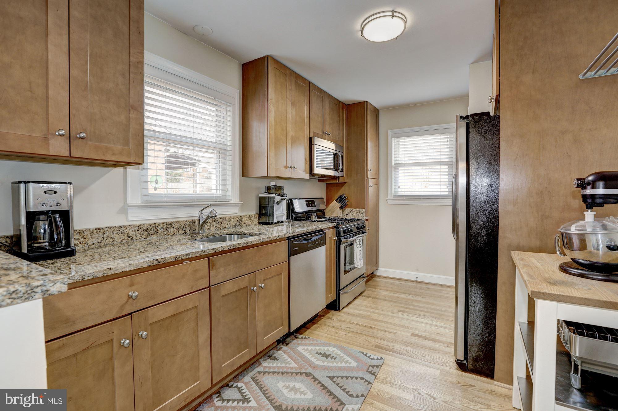 2607 Loma Street Silver Spring, MD 20902 - Photo 9 of 29 Kitchen