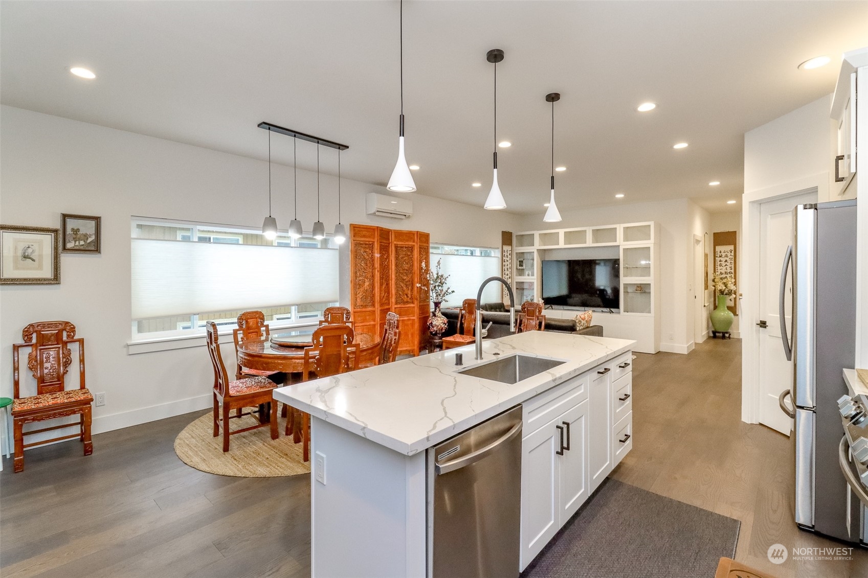 8508 South 116th Street Seattle, WA 98178 - Photo 18 of 38