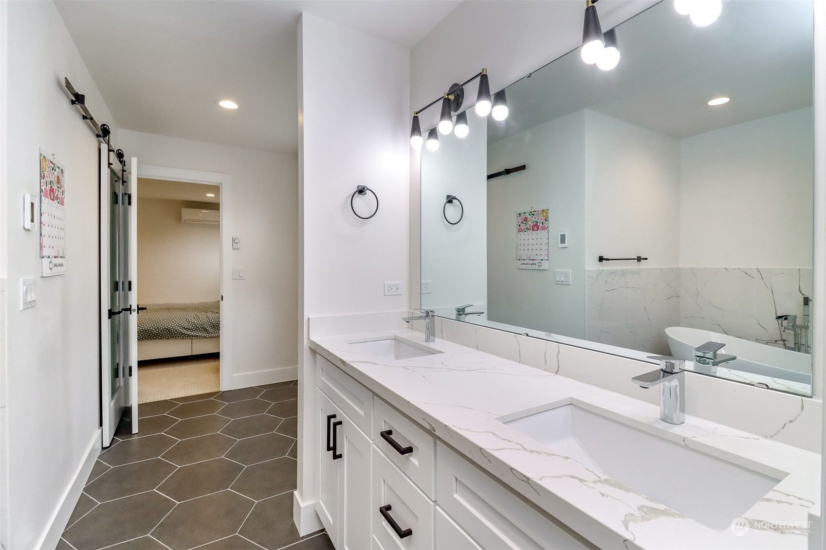 8508 South 116th Street Seattle, WA 98178 - Photo 26 of 38