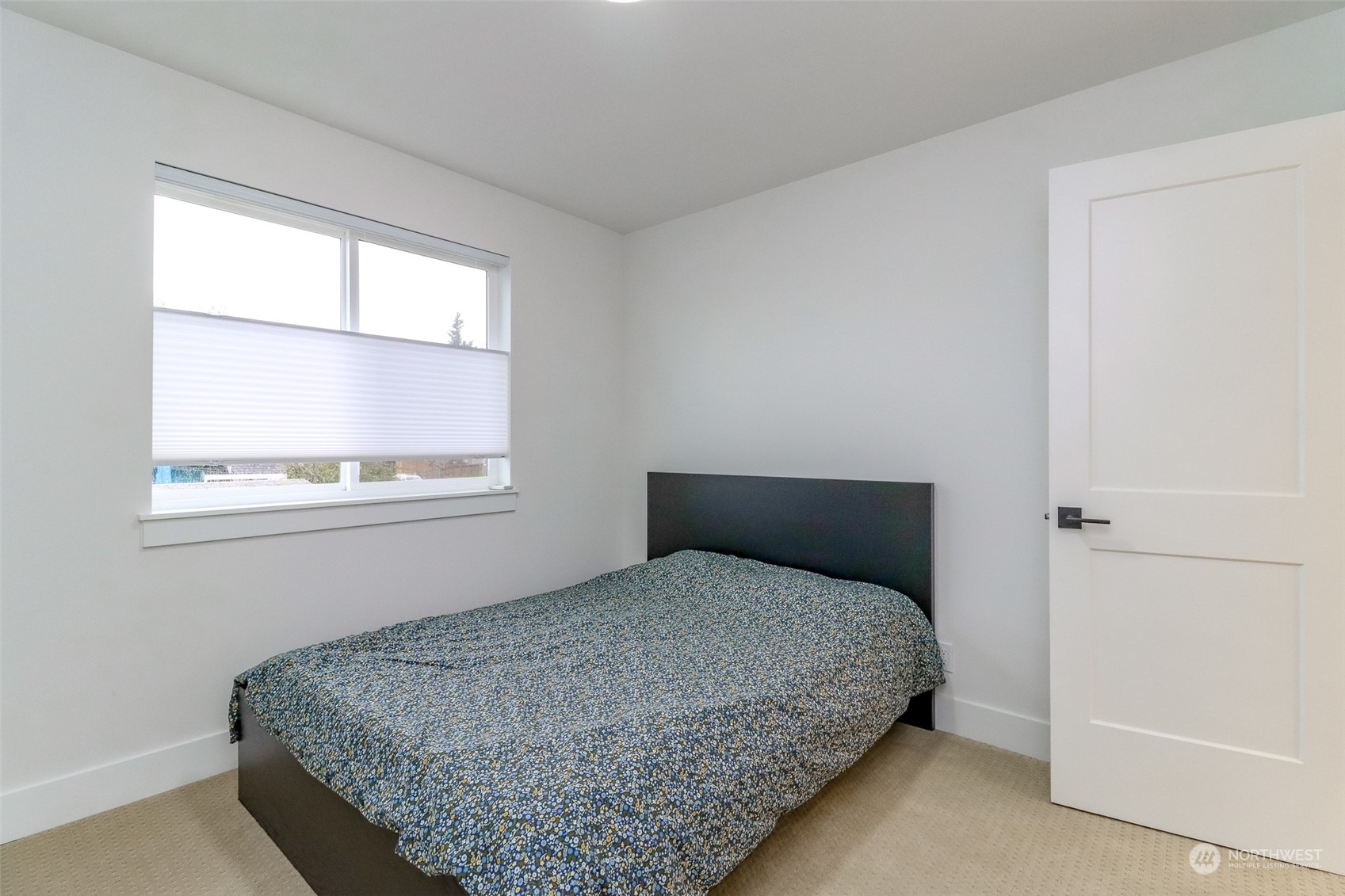 8508 South 116th Street Seattle, WA 98178 - Photo 32 of 38