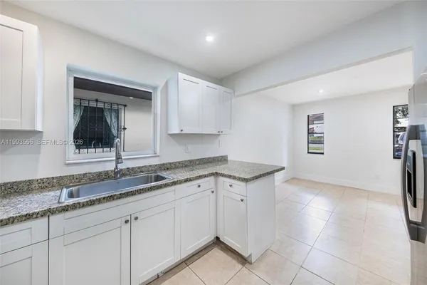$2,950 | 1283 West 42nd Street, Unit 1, Hialeah, FL 33012