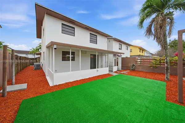 $2,950 | 1283 West 42nd Street, Unit 1, Hialeah, FL 33012