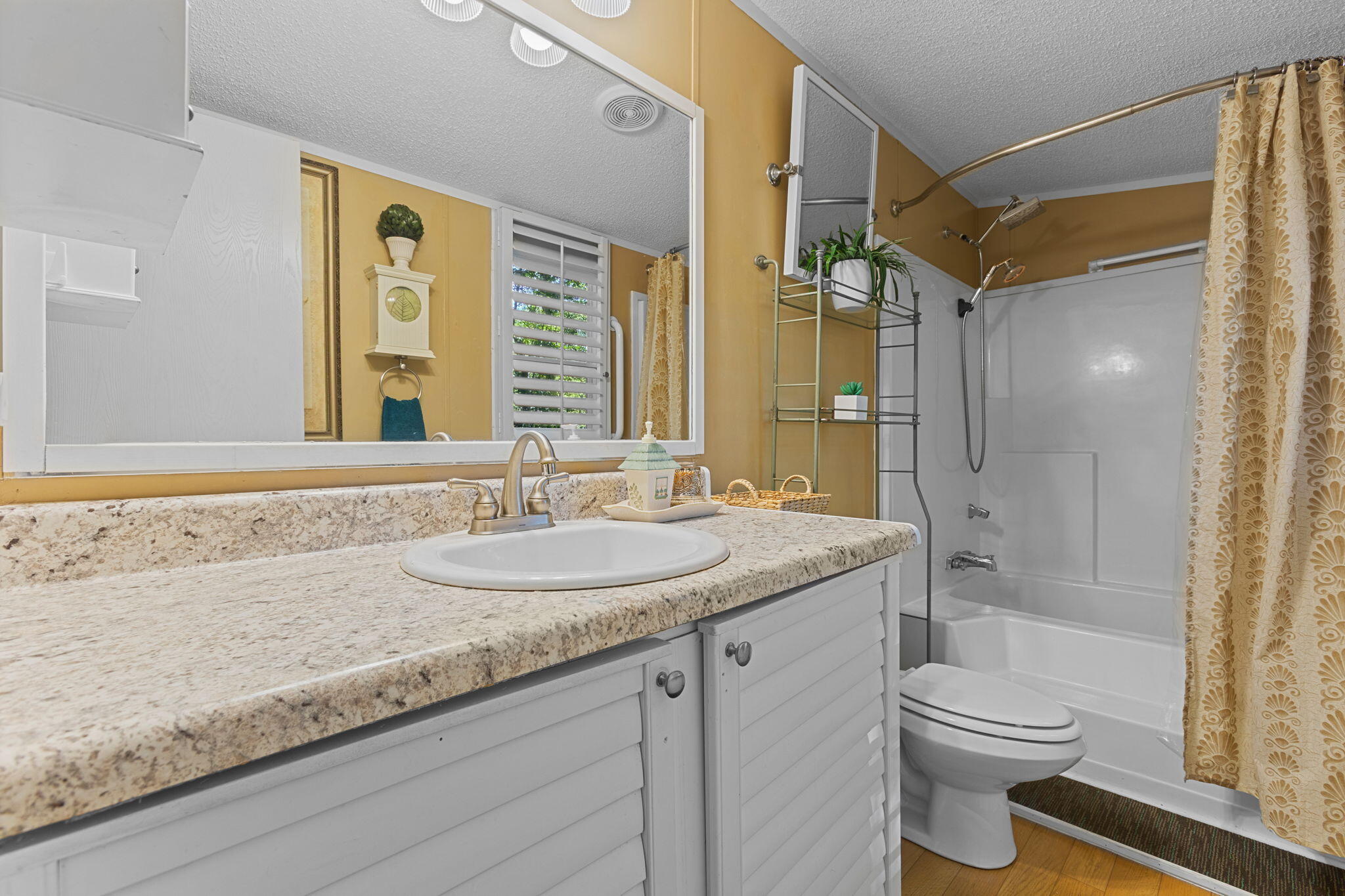 6985 State Rd S-10-1447 Ravenel, SC 29470 - Photo 12 of 23 6-web-or-mls-6984MoberryRd.NicoleBurbage