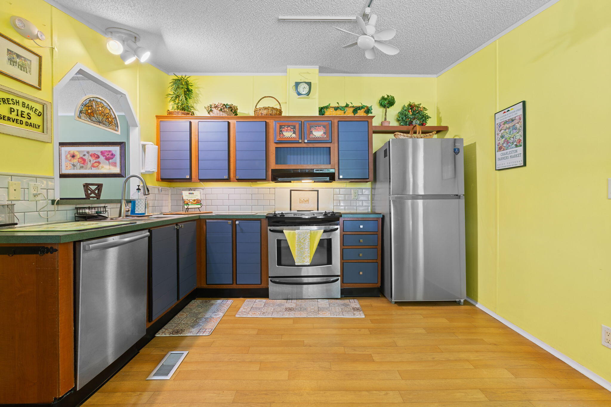 6985 State Rd S-10-1447 Ravenel, SC 29470 - Photo 8 of 23 1-web-or-mls-6984MoberryRd.NicoleBurbage