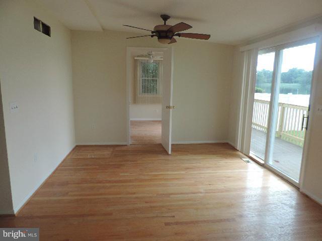154 Somerset Road Stevensville, MD 21666 - Photo 4 of 9 Living Room