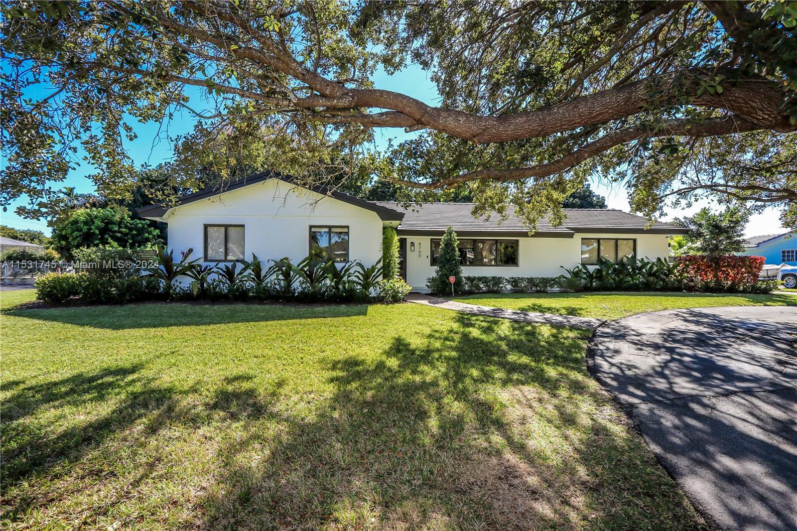 8760 Southwest 175th St