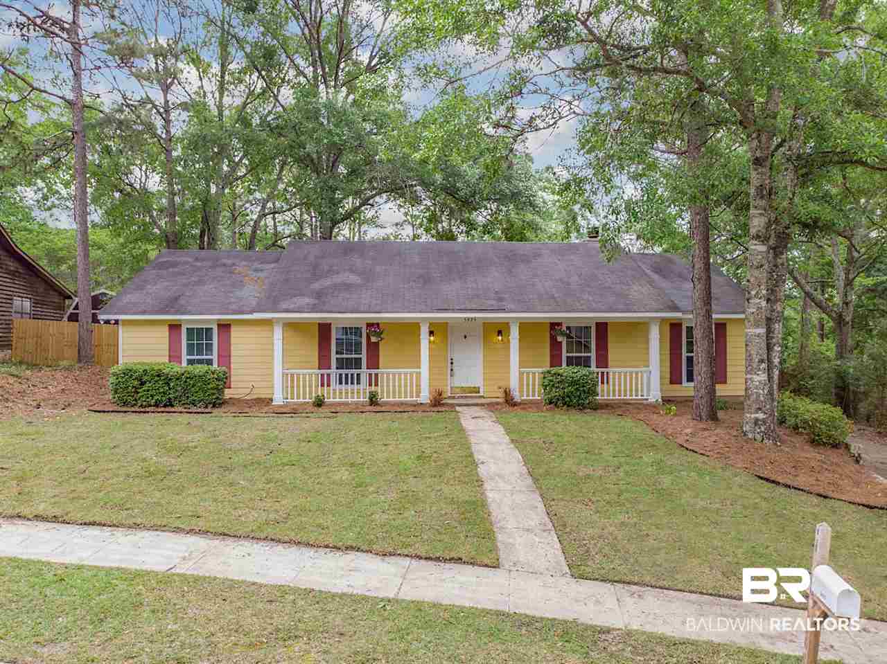 5925 Rio Vista Drive Mobile, AL 36693 - Photo 1 of 21