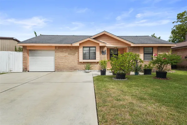 $199,900 | 730 Stonyridge Street, Channelview, TX 77530