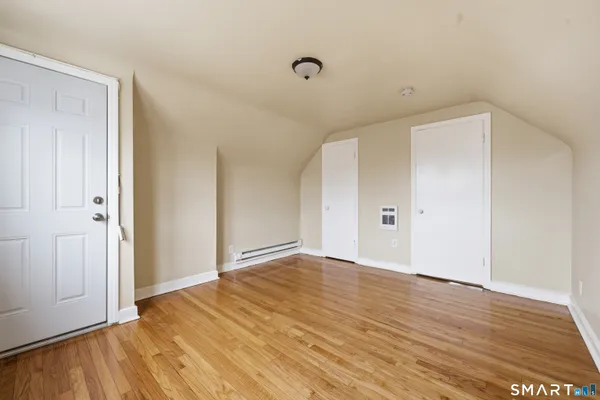 $1,650 | 976 Capitol Avenue, Unit 3, Bridgeport, CT 06606