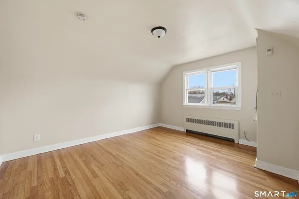 $1,650 | 976 Capitol Avenue, Unit 3, Bridgeport, CT 06606