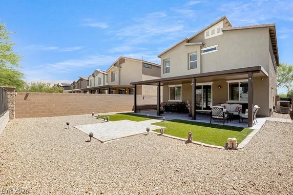 $488,000 | 7645 Rosebark Cliffs Street, North Las Vegas, NV 89084