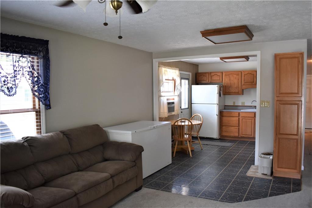 219 Walnut Street Hope, IN 47246 - Photo 3 of 15 Gallery Image 3