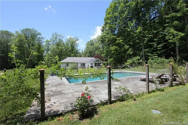 $5,750 | 3 Lilac Lane, Sharon, CT 06069