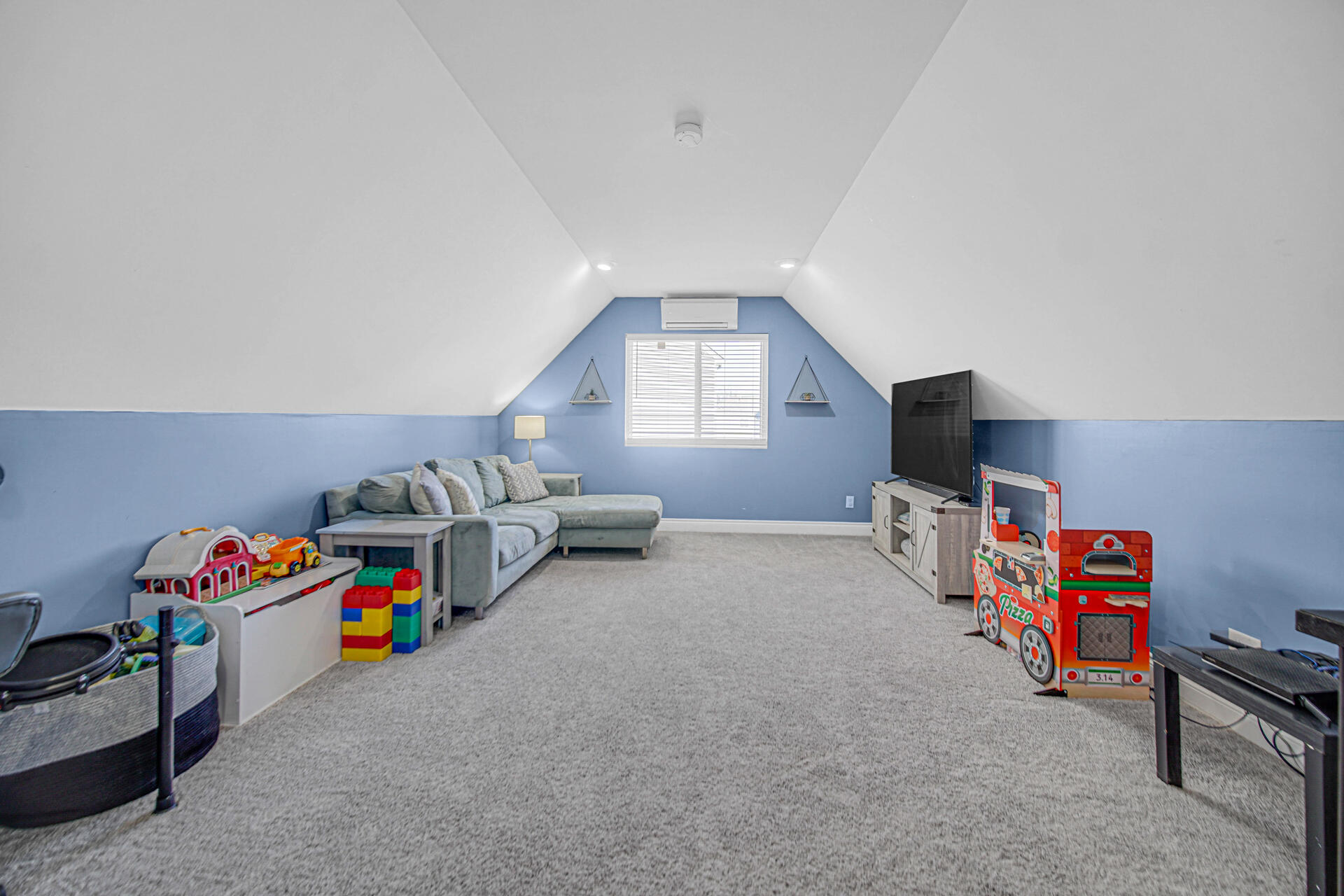 1581 Saugus Close Valparaiso, IN 46385 - Photo 17 of 27 1920x1280