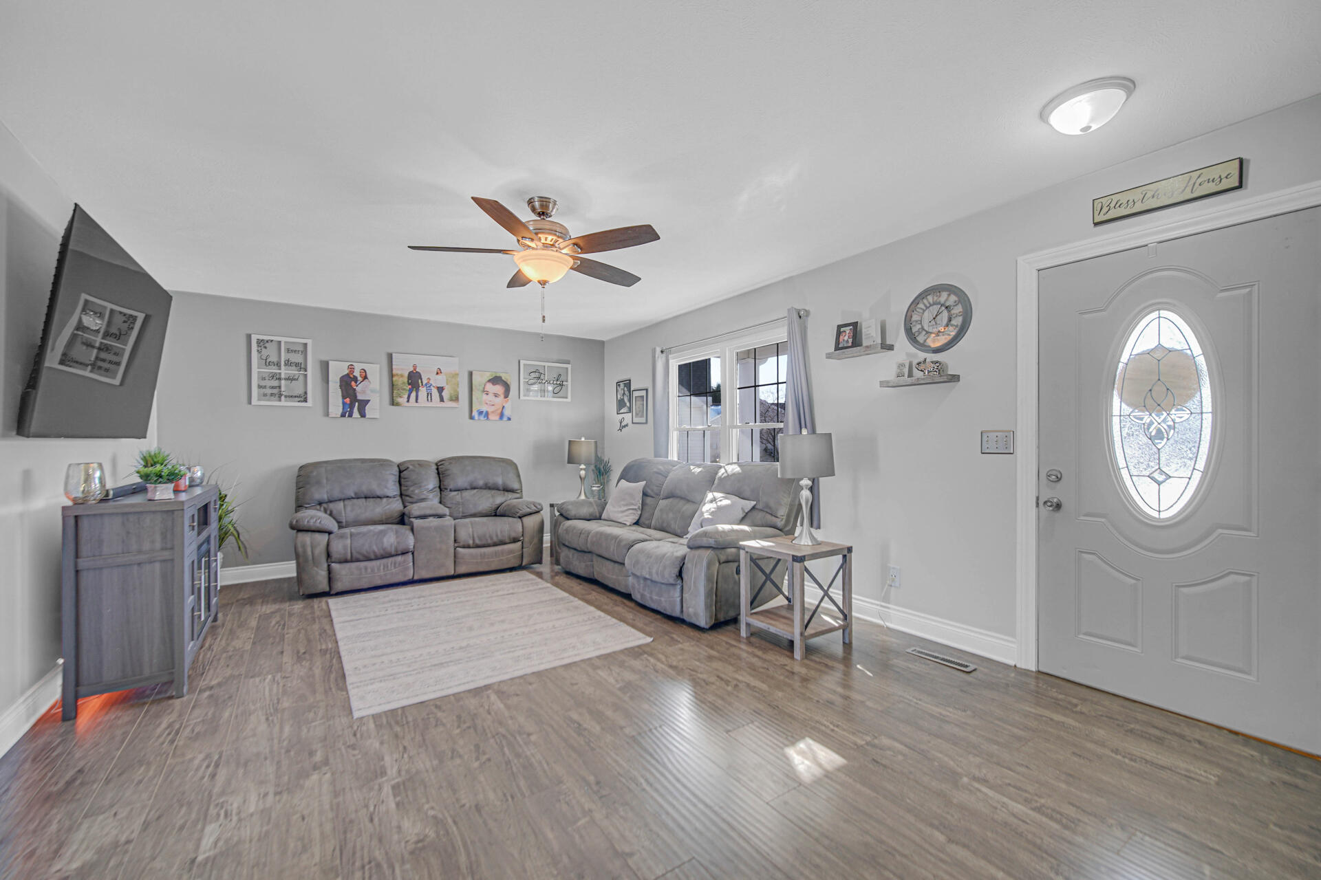 1581 Saugus Close Valparaiso, IN 46385 - Photo 5 of 27 1920x1280