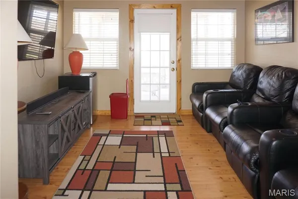 $295,000 | 18444 Maries Road 540, Rolla, MO 65401