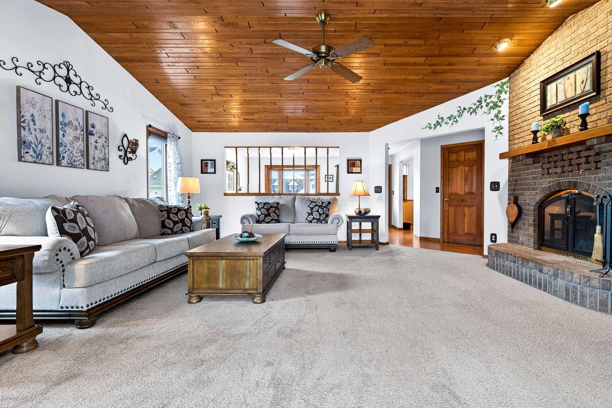 N9619 Darboy Drive Appleton, WI 54915 - Photo 16 of 51