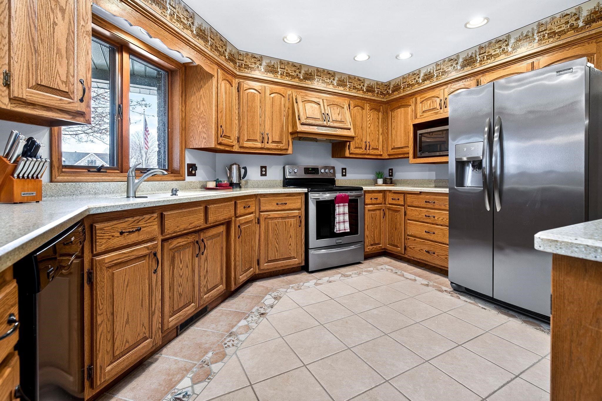 N9619 Darboy Drive Appleton, WI 54915 - Photo 5 of 51