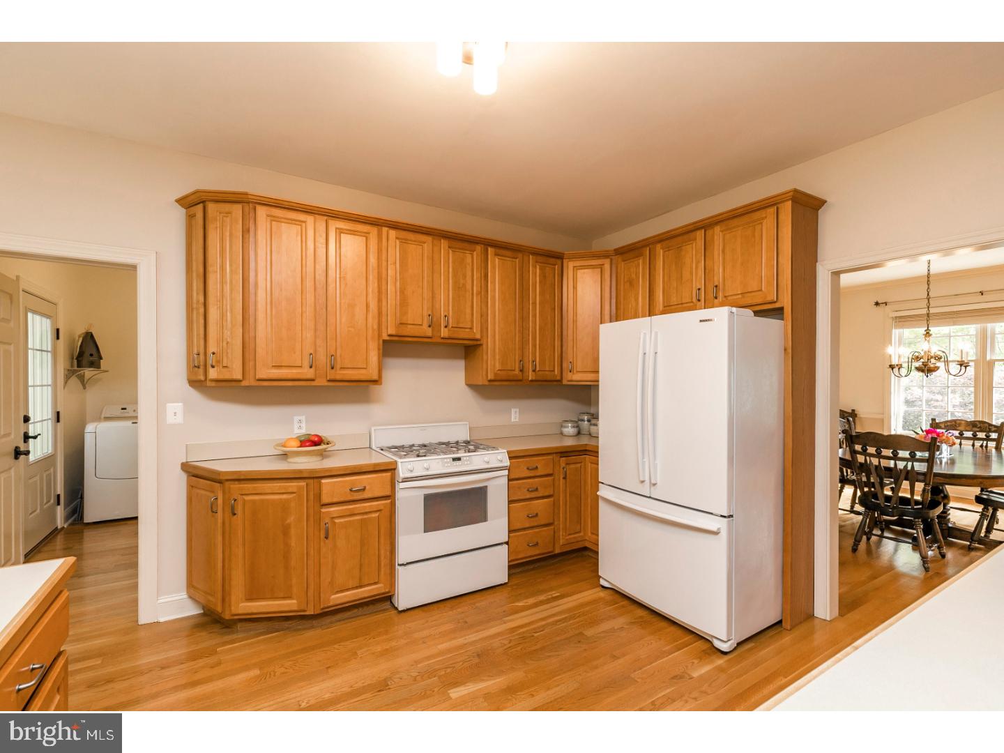 1820 Aarons Way Pottstown, PA 19465 - Photo 6 of 25 Kitchen