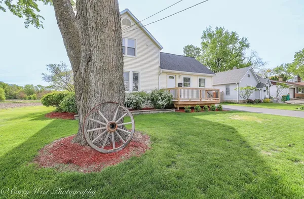 $315,000 | 230 Sabin Street, Sycamore, IL 60178