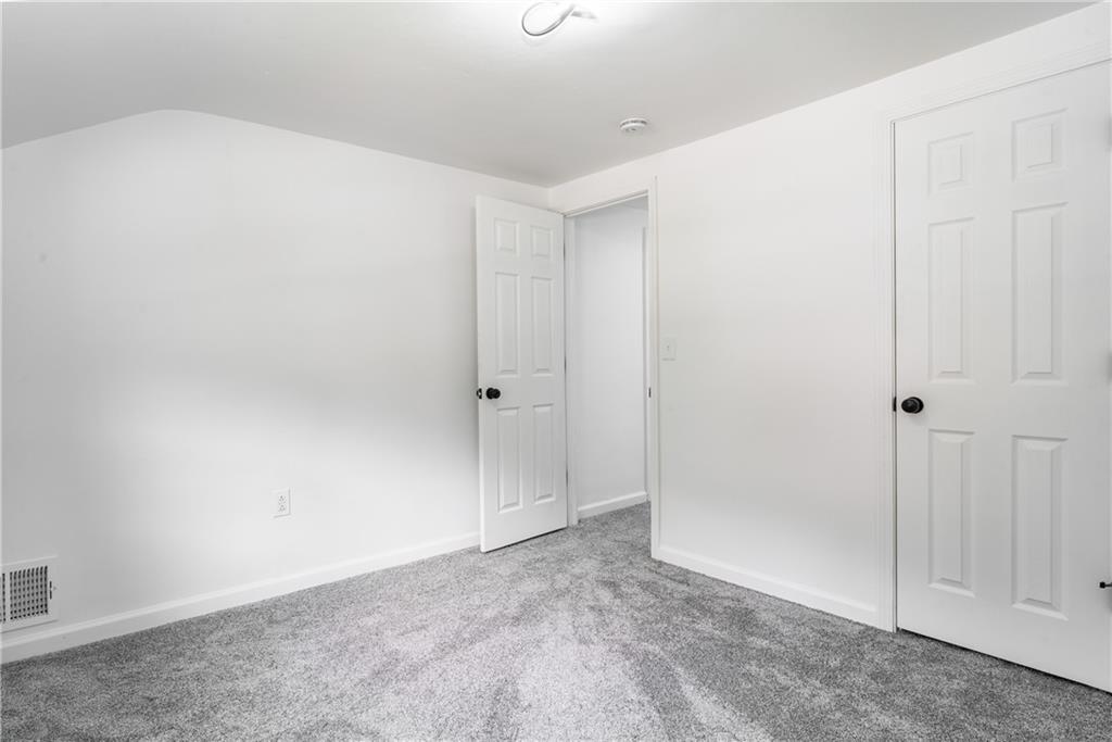 18 Hardwood Road Pittsburgh, PA 15235 - Photo 15 of 28 Gallery Image 15