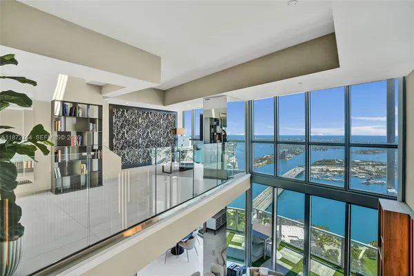 $25,500 | 1100 Biscayne Boulevard, Unit 6303, Miami, FL 33132