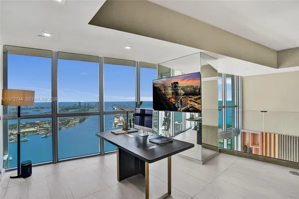 $25,500 | 1100 Biscayne Boulevard, Unit 6303, Miami, FL 33132