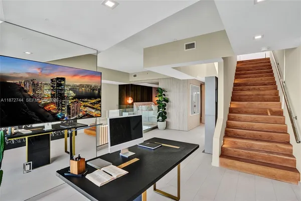 $25,500 | 1100 Biscayne Boulevard, Unit 6303, Miami, FL 33132