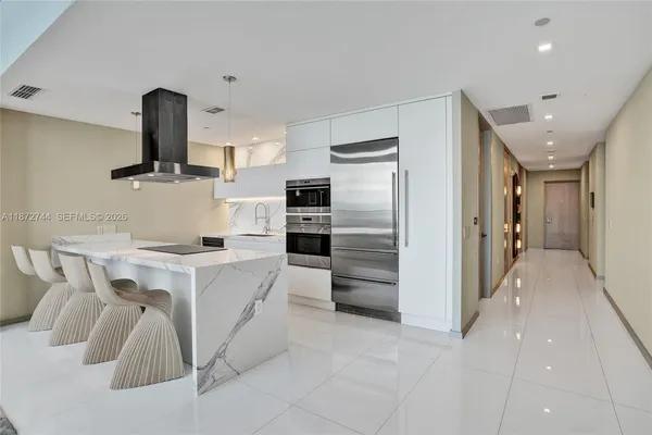 $25,500 | 1100 Biscayne Boulevard, Unit 6303, Miami, FL 33132