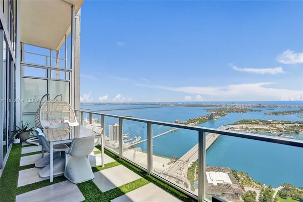 $25,500 | 1100 Biscayne Boulevard, Unit 6303, Miami, FL 33132