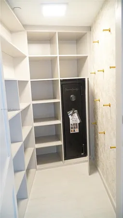 $25,500 | 1100 Biscayne Boulevard, Unit 6303, Miami, FL 33132