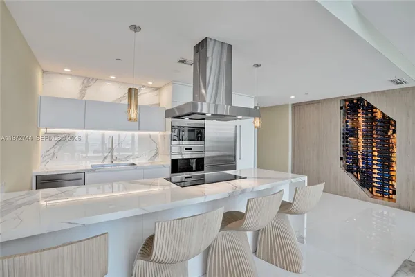 $25,500 | 1100 Biscayne Boulevard, Unit 6303, Miami, FL 33132