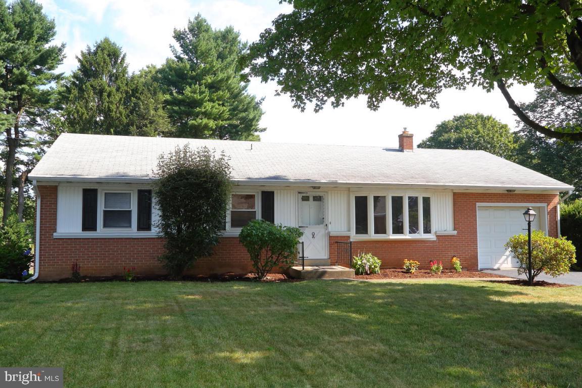 1547 Lambeth Road Lancaster, PA 17601 - Photo 1 of 17