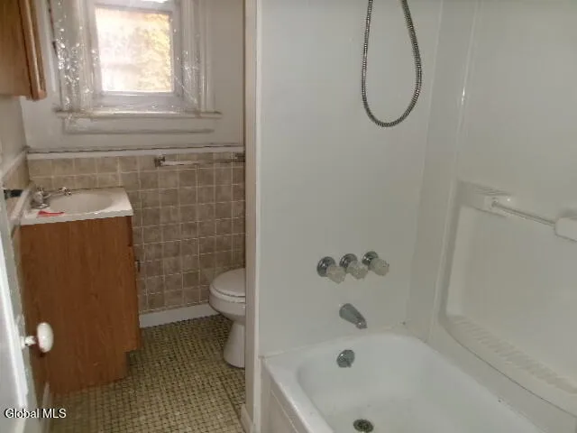 $230,000 | 192 1st Street, Troy, NY 12180