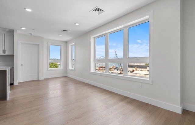 301 Border Street, Unit 601 Boston, MA 02128 - Photo 8 of 29