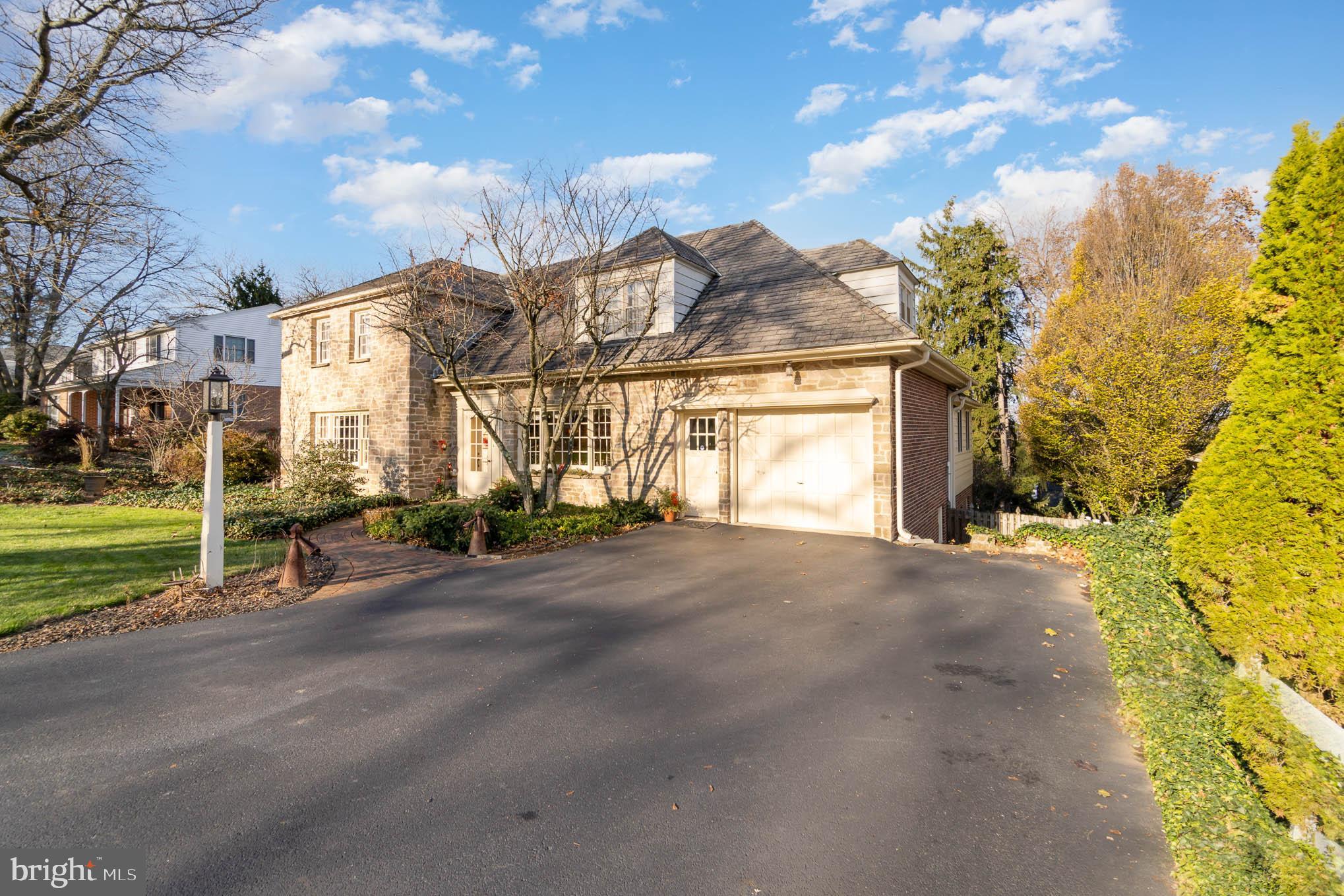 187 Highland Road York, PA 17403 - Photo 2 of 30 Stone Home