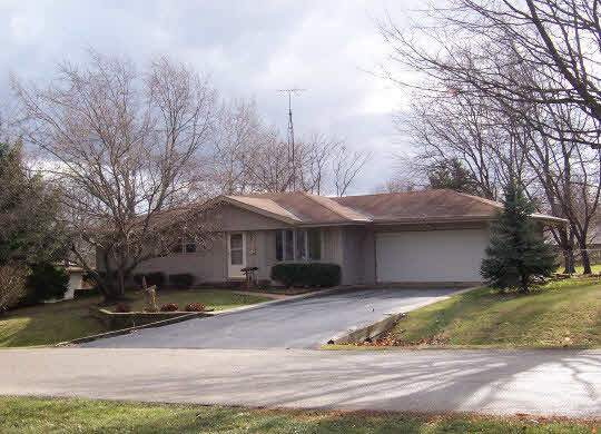 6251 Graydon Road Rockford, IL 61109 - Photo 1 of 6 Gallery Image 1