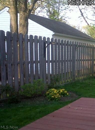 1205 Sunset Road Cleveland, OH 44124 - Photo 20 of 25